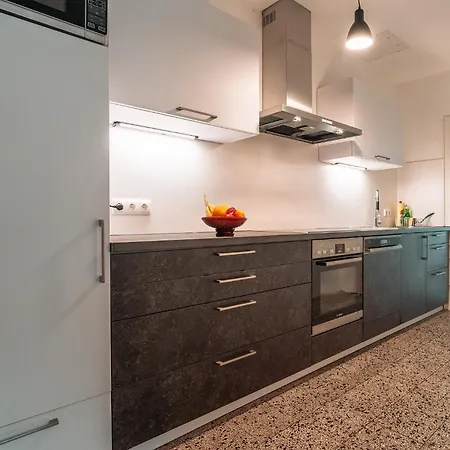 Hahnenkamm 3* Reutte