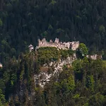 Hahnenkamm Pensionat 3*