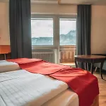 Pensionat Hahnenkamm 3*