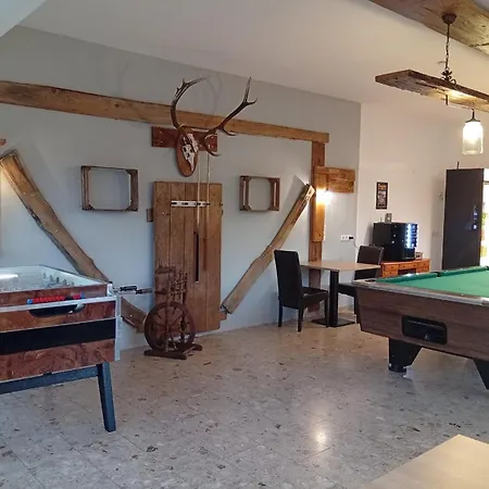 Pensionat Hahnenkamm 3*